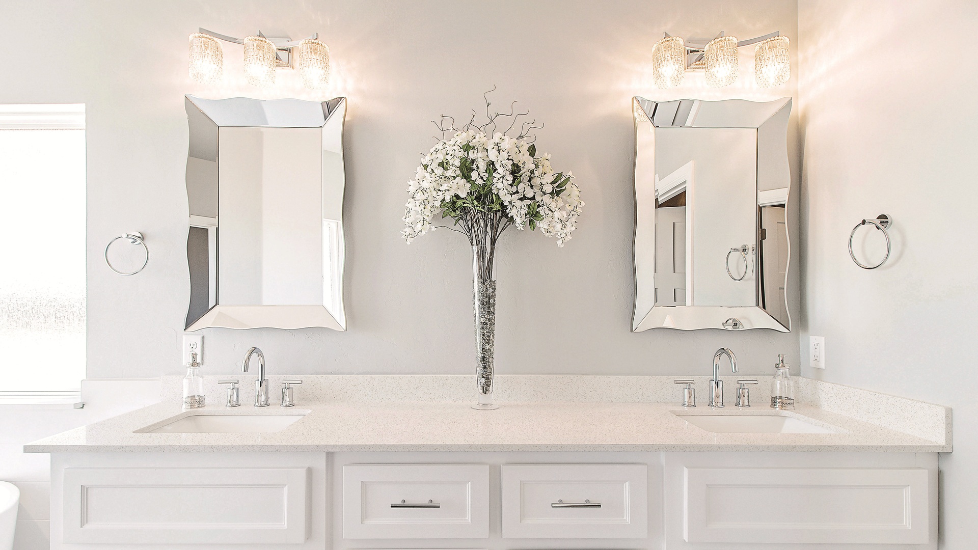 Aurea Surfaces Crystal White ZERO Collection application